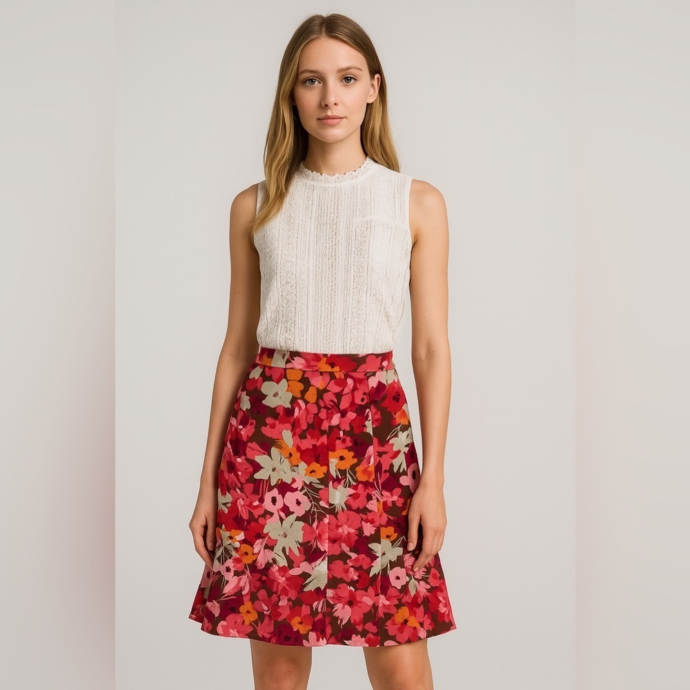 👗 Old Navy Flirty Floral Chiffon Skirt - Size 4 🌸
